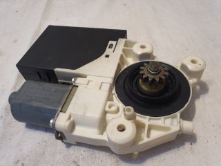 bontott FORD FOCUS II Bal első Ablakemelő Motor