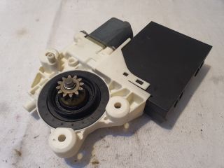 bontott FORD FOCUS II Bal első Ablakemelő Motor