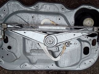 bontott FORD FOCUS II Bal első Ablakemelő Szerkezet (Elektromos)