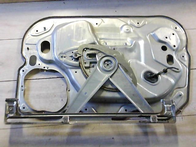 bontott FORD FOCUS II Bal első Ablakemelő Szerkezet (Elektromos)