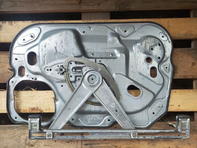 bontott FORD FOCUS II Bal első Ablakemelő Szerkezet (Elektromos)