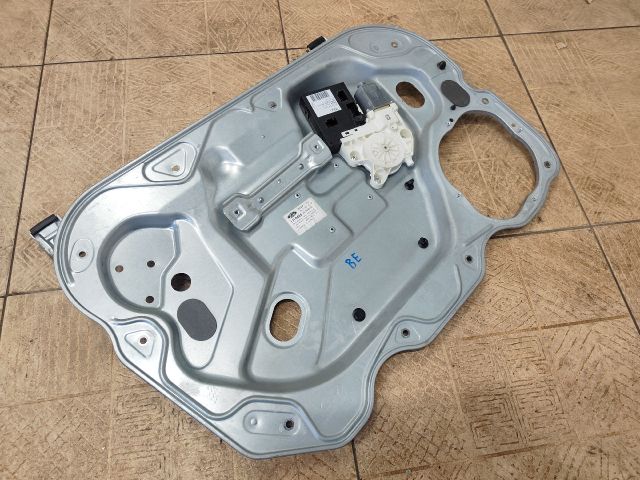 bontott FORD FOCUS II Bal első Ablakemelő Szerkezet (Elektromos)