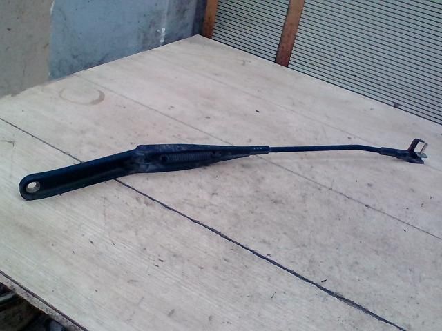 bontott FORD FOCUS II Bal első Ablaktörlő Kar