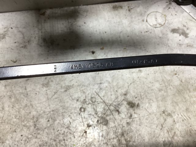 bontott FORD FOCUS II Bal első Ablaktörlő Kar