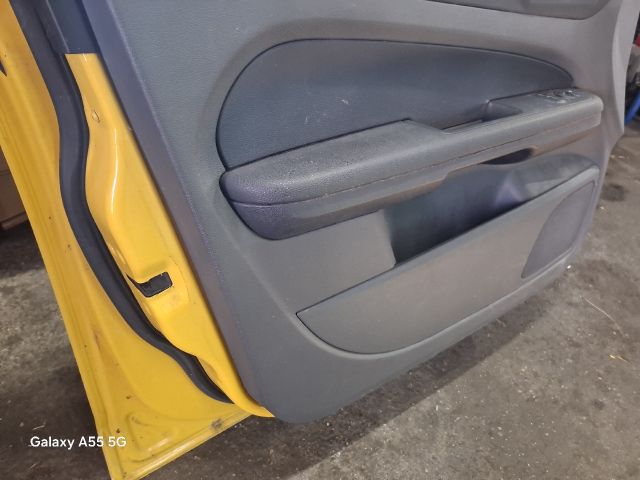 bontott FORD FOCUS II Bal első Ajtó (Részeivel)