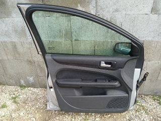 bontott FORD FOCUS II Bal első Ajtó (Részeivel)