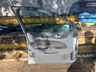 bontott FORD FOCUS II Bal első Ajtó (Részeivel)