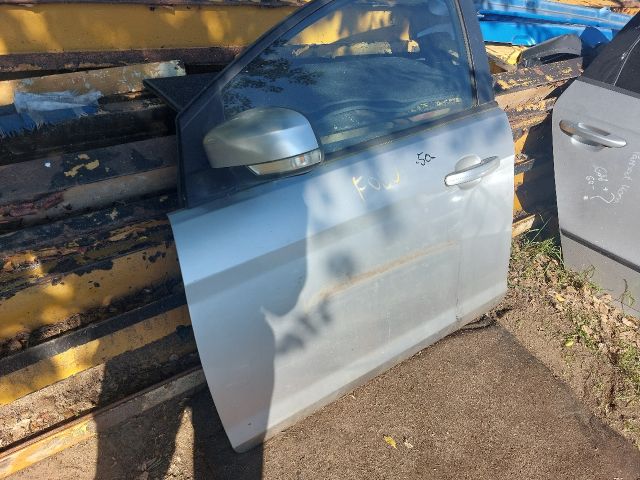 bontott FORD FOCUS II Bal első Ajtó (Részeivel)