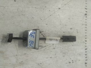 bontott FORD FOCUS II Bal első Ajtóhatároló