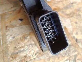 bontott FORD FOCUS II Bal első Ajtózár