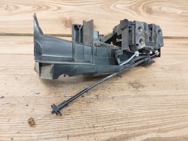 bontott FORD FOCUS II Bal első Ajtózár