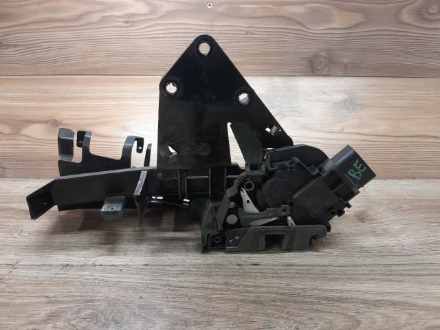 bontott FORD FOCUS II Bal első Ajtózár