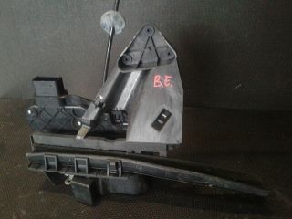 bontott FORD FOCUS II Bal első Ajtózár