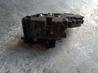 bontott FORD FOCUS II Bal első Ajtózár