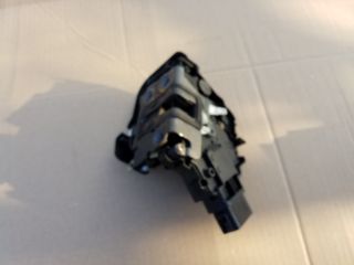 bontott FORD FOCUS II Bal első Ajtózár