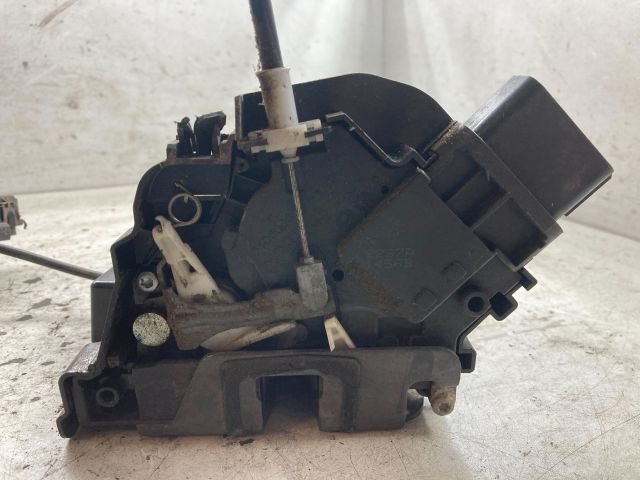 bontott FORD FOCUS II Bal első Ajtózár