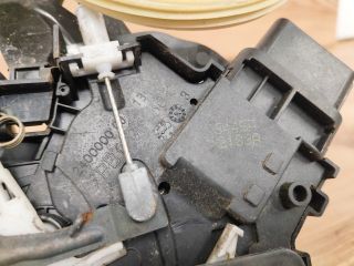 bontott FORD FOCUS II Bal első Ajtózár