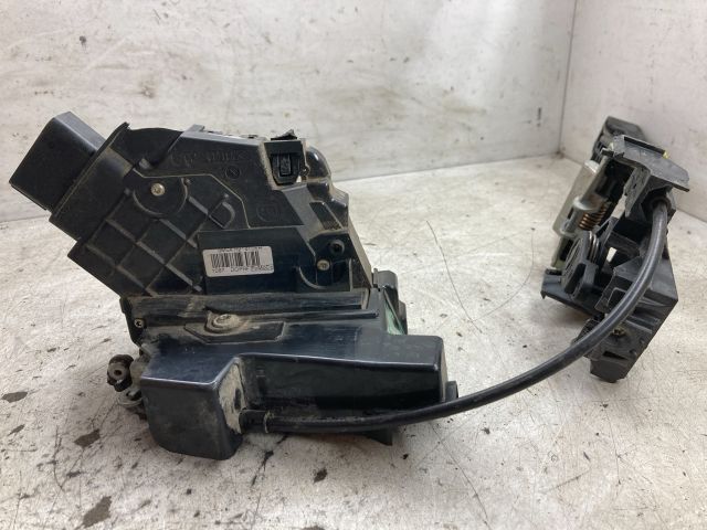 bontott FORD FOCUS II Bal első Ajtózár