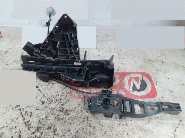 bontott FORD FOCUS II Bal első Ajtózár