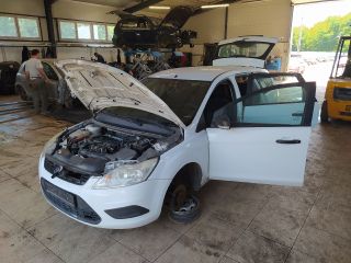 bontott FORD FOCUS II Bal első Ajtózár