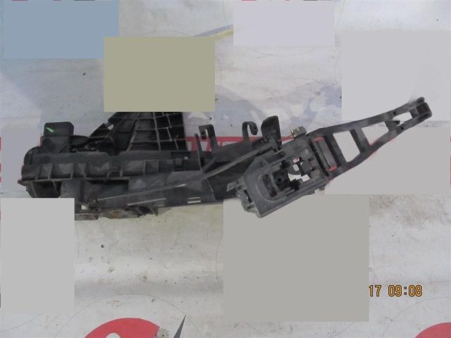 bontott FORD FOCUS II Bal első Ajtózár