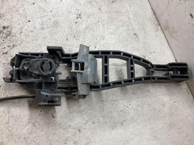 bontott FORD FOCUS II Bal első Ajtózár