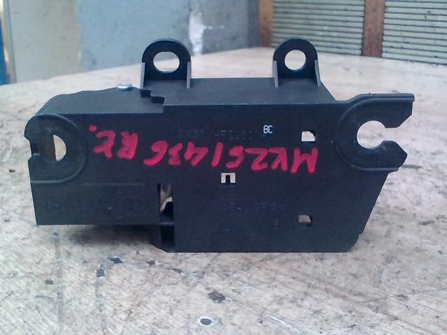 bontott FORD FOCUS II Bal első Belső Kilincs