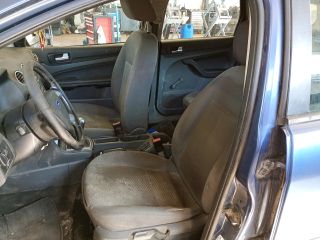 bontott FORD FOCUS II Bal első Fejtámla