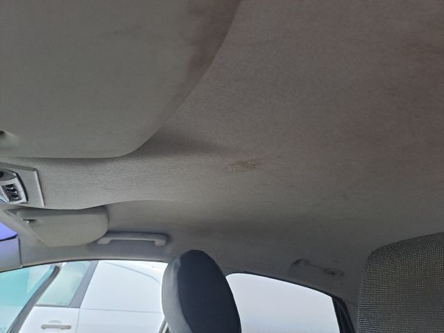 bontott FORD FOCUS II Bal első Fejtámla