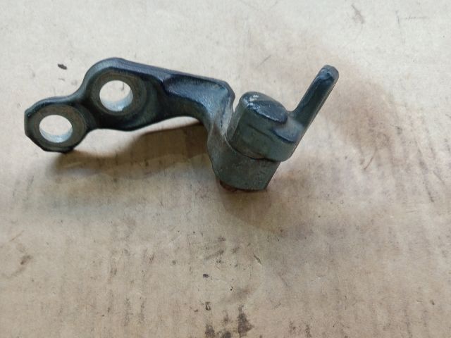 bontott FORD FOCUS II Bal első Felső Zsanér