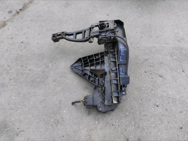 bontott FORD FOCUS II Bal első Központizár Motor