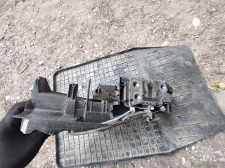 bontott FORD FOCUS II Bal első Központizár Motor