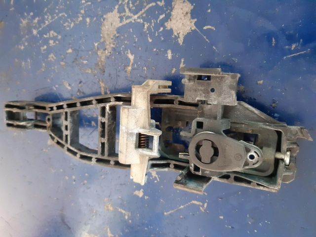 bontott FORD FOCUS II Bal első Külső Kilincs