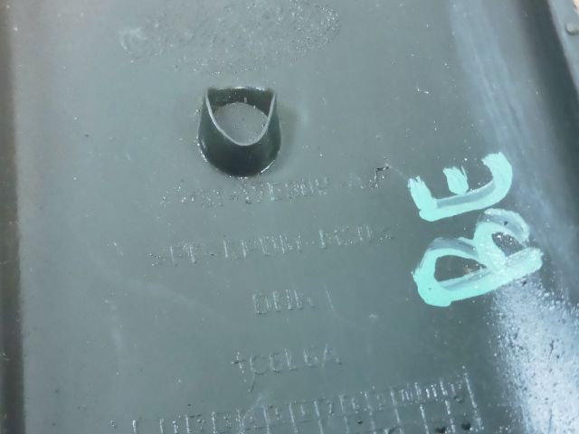 bontott FORD FOCUS II Bal első Lökhárító Díszléc