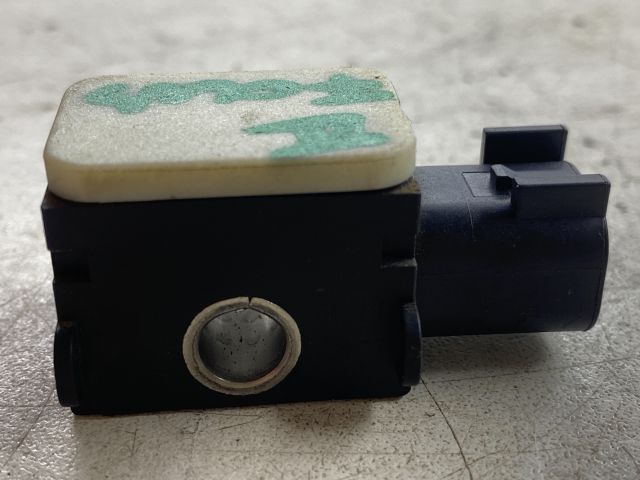 bontott FORD FOCUS II Bal első Oldal Ütközés Érzékelő