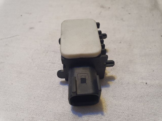 bontott FORD FOCUS II Bal első Oldal Ütközés Érzékelő