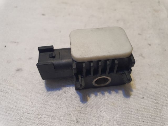 bontott FORD FOCUS II Bal első Oldal Ütközés Érzékelő