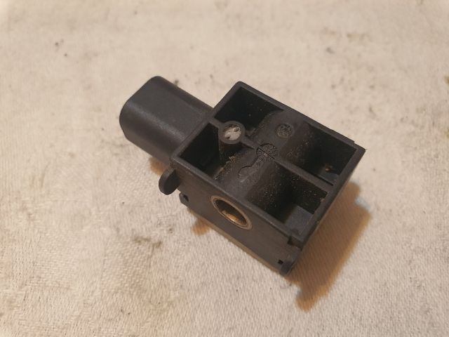 bontott FORD FOCUS II Bal első Oldal Ütközés Érzékelő