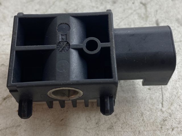 bontott FORD FOCUS II Bal első Oldal Ütközés Érzékelő