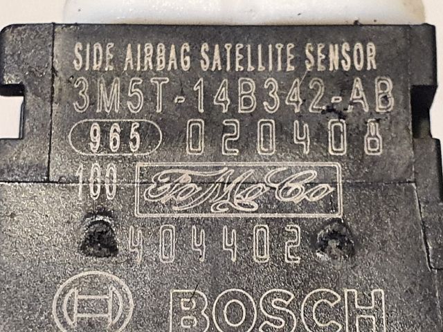 bontott FORD FOCUS II Bal első Oldal Ütközés Érzékelő