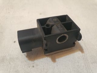 bontott FORD FOCUS II Bal első Oldal Ütközés Érzékelő