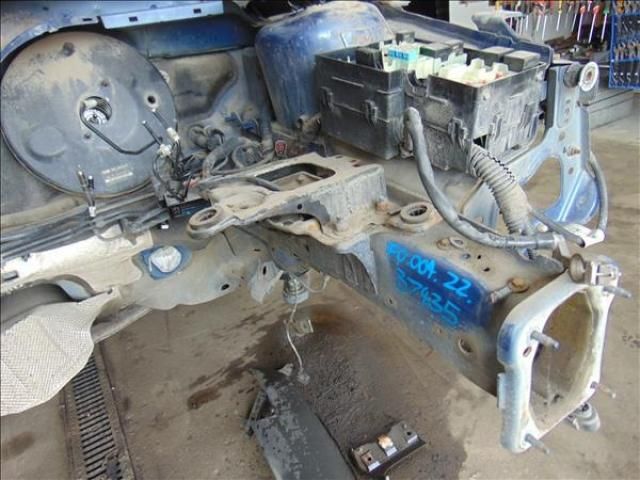 bontott FORD FOCUS II Bal első Ütközéscsillapító