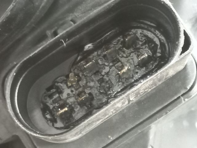 bontott FORD FOCUS II Bal Fényszóró