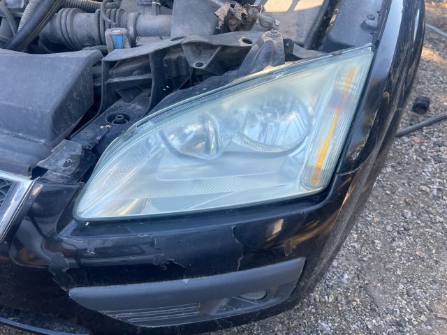 bontott FORD FOCUS II Bal Fényszóró