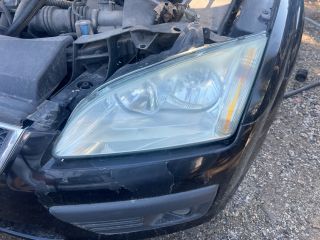 bontott FORD FOCUS II Bal Fényszóró