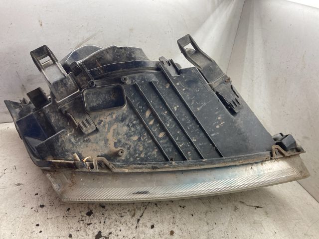 bontott FORD FOCUS II Bal Fényszóró