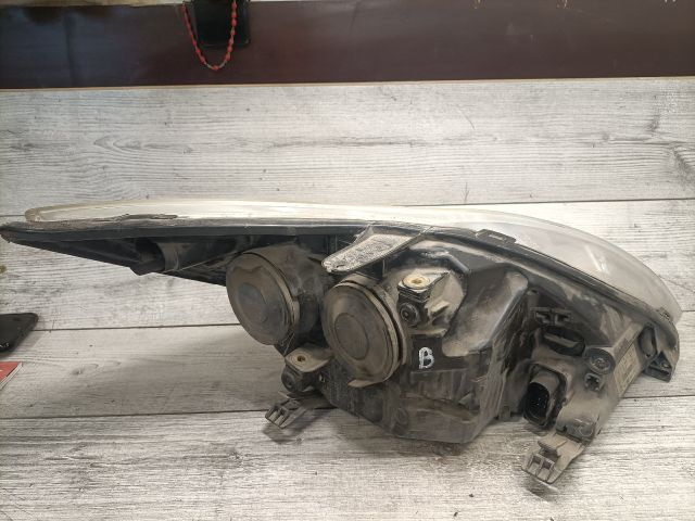 bontott FORD FOCUS II Bal Fényszóró