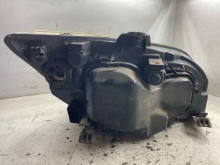 bontott FORD FOCUS II Bal Fényszóró