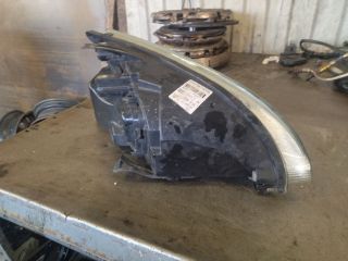 bontott FORD FOCUS II Bal Fényszóró