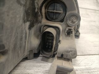 bontott FORD FOCUS II Bal Fényszóró